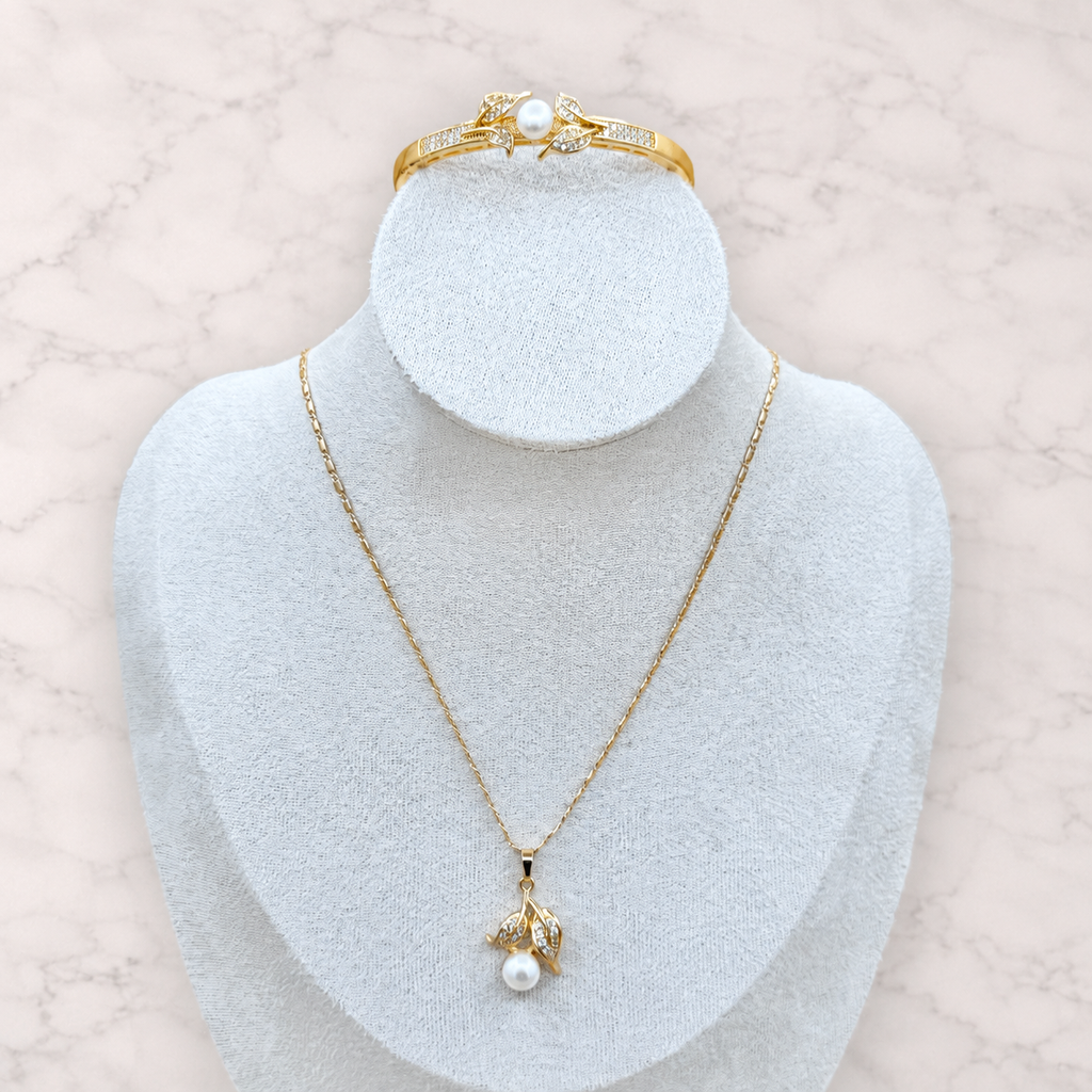 Jewelry Set with Freshwater Pearls - #1016