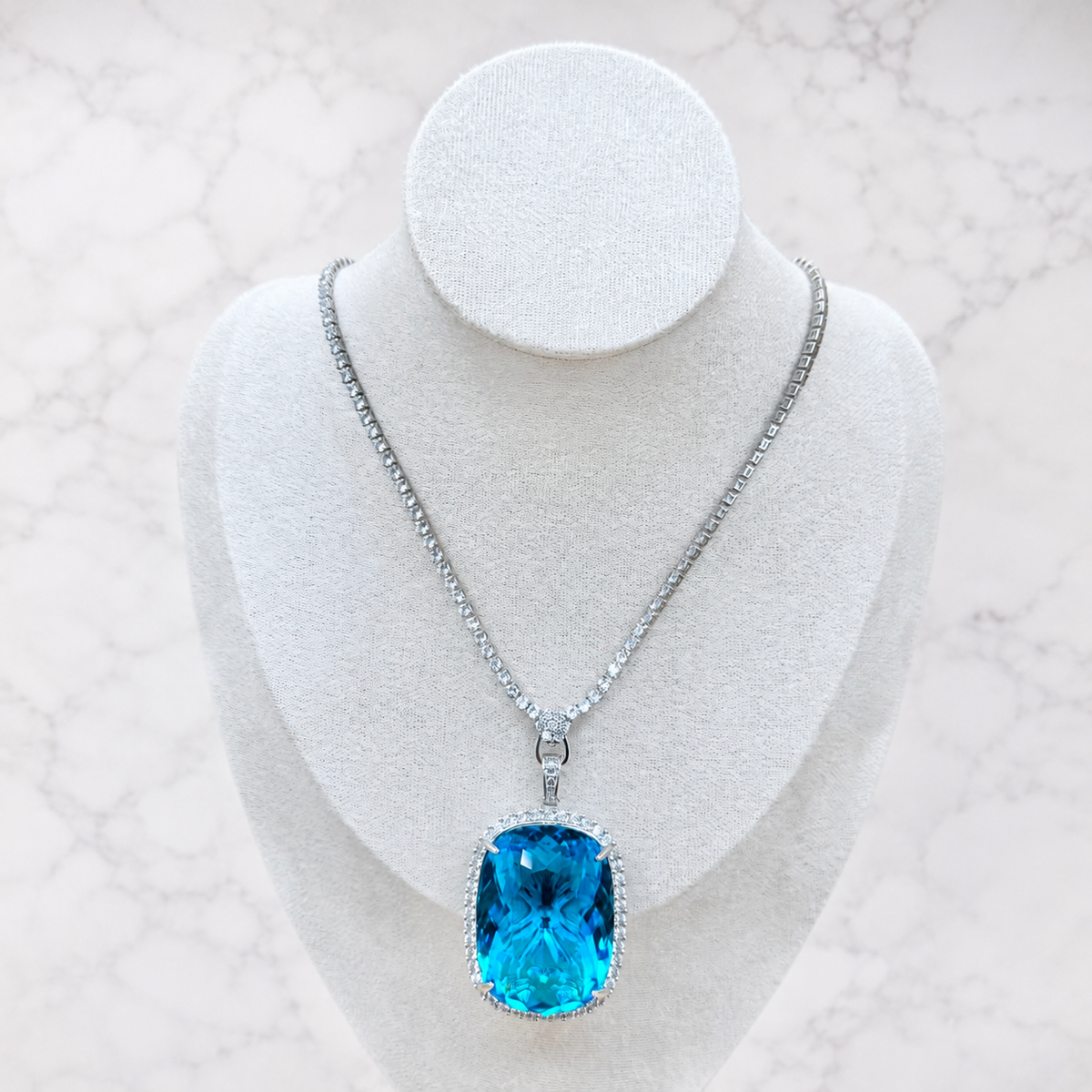Jewelry: Necklace - #1005