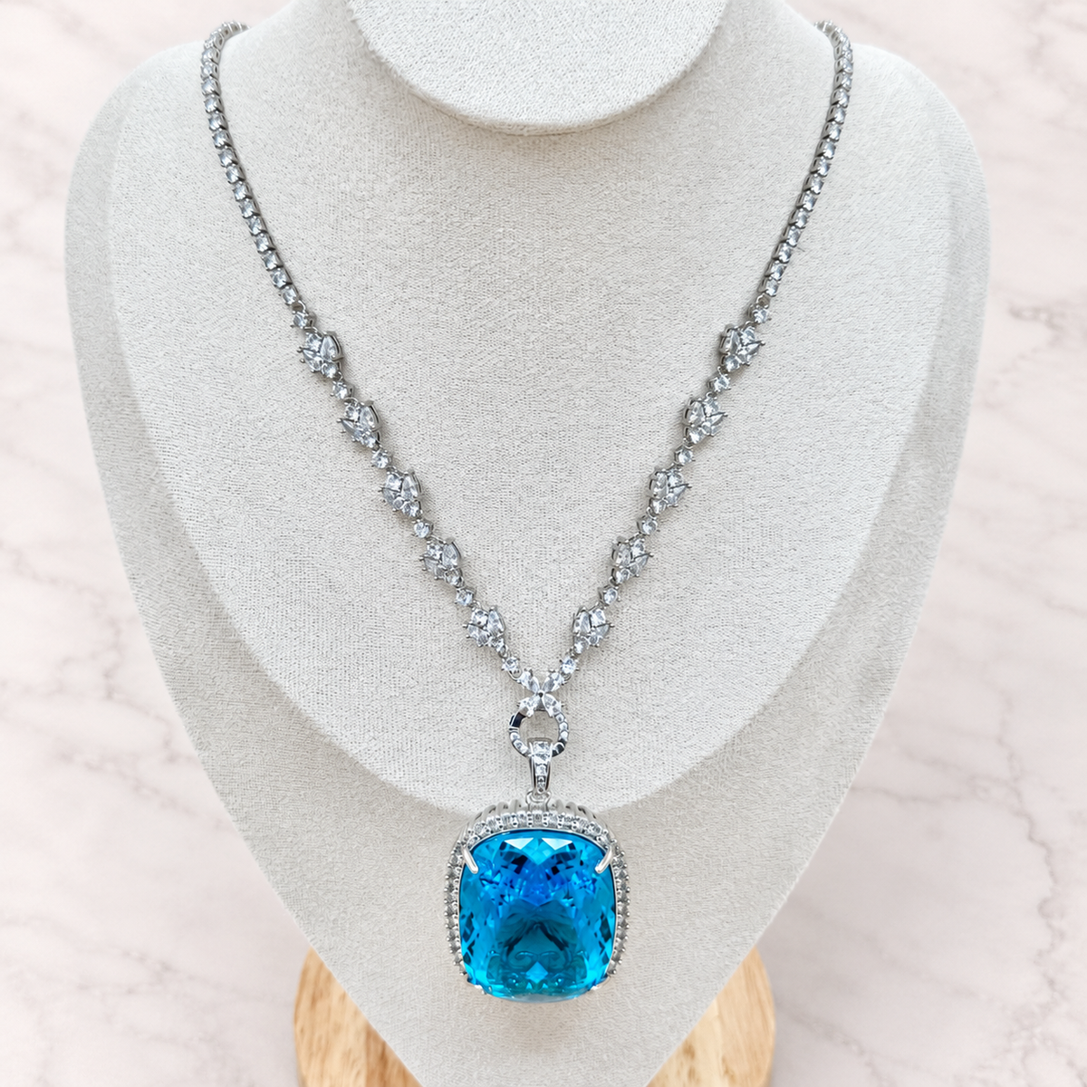 Jewelry: Necklace - #1007