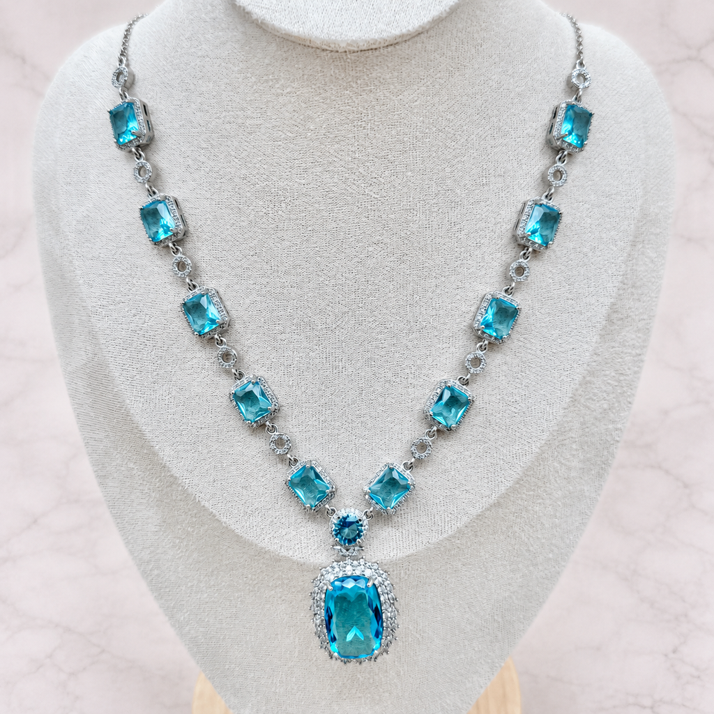 Jewelry: Necklace - #1008