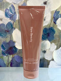 Rare Beauty | Find Comfort Gentle Exfoliating Body Wash 250 mL