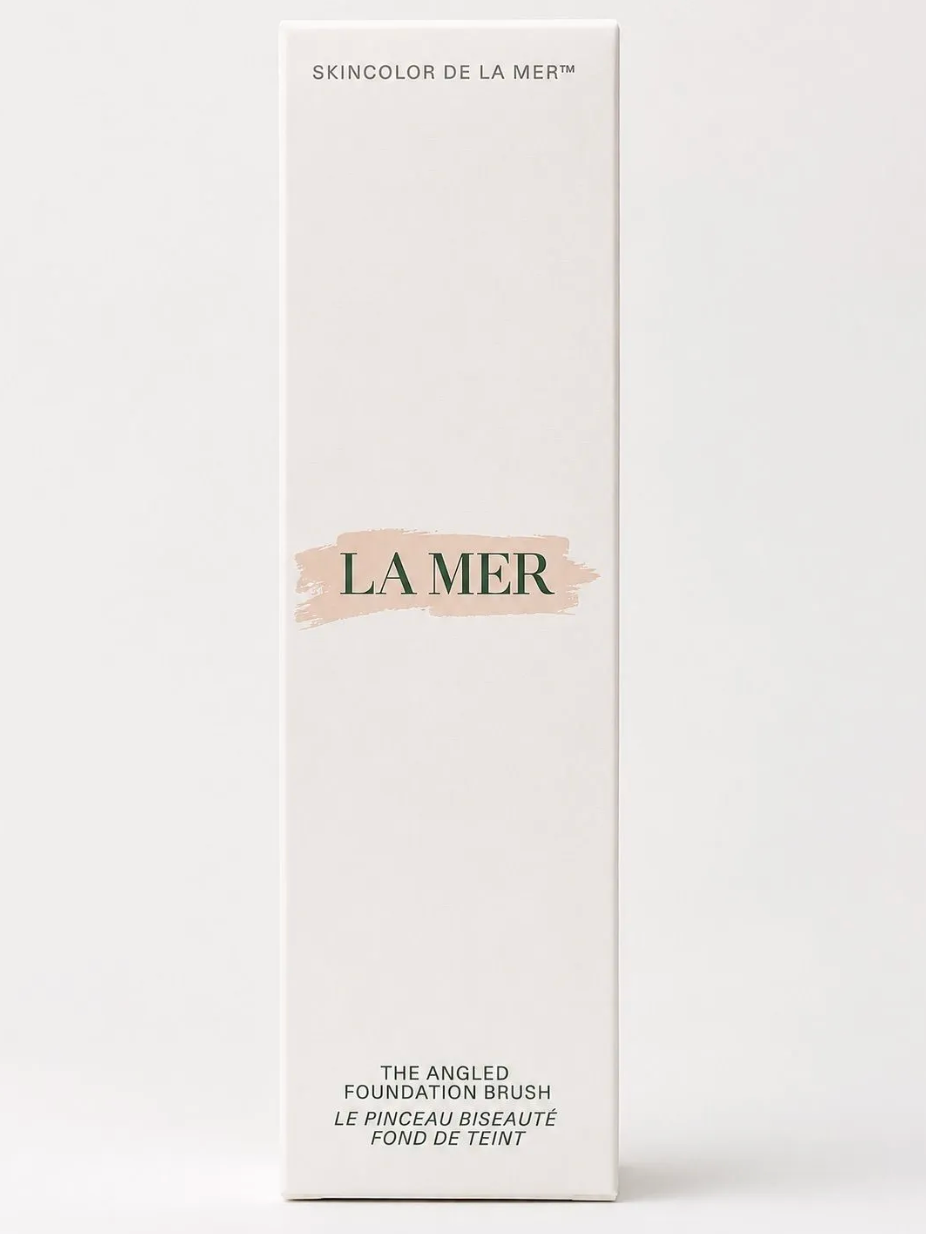 La Mer | The Angled Foundation Brush